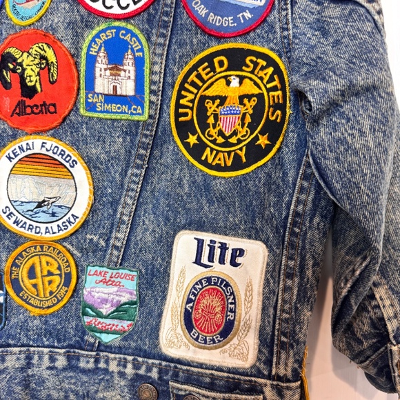 Vintage Boys Jean Denim Jacket with Patches, Levi's. Size Small - Picture 4 of 14